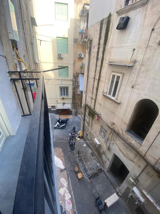 Pe Vic E Vicariell Leilighet Napoli Eksteriør bilde